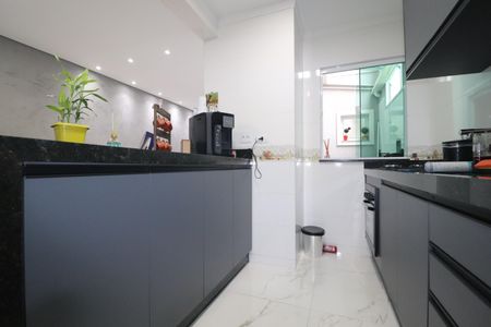 Apartamento à venda com 65m², 2 quartos e 2 vagasCozinha