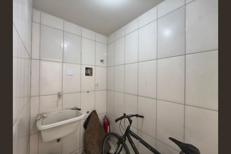 Casa à venda com 64m², 2 quartos e 1 vagaÁrea de Serviço