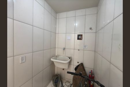 Casa à venda com 64m², 2 quartos e 1 vagaÁrea de Serviço