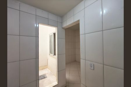 Casa à venda com 64m², 2 quartos e 1 vagaÁrea de Serviço