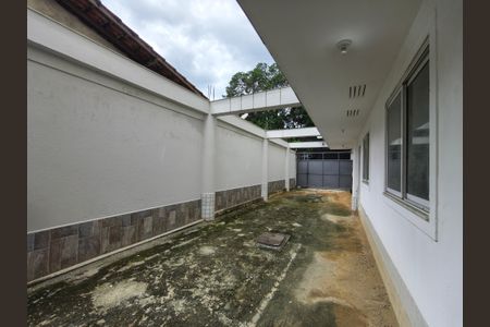 Casa à venda com 64m², 2 quartos e 1 vagaArea Comum