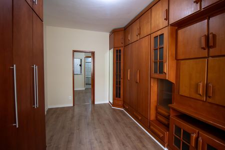 Casa de condomínio à venda com 113m², 2 quartos e 1 vagaCloset da suíte