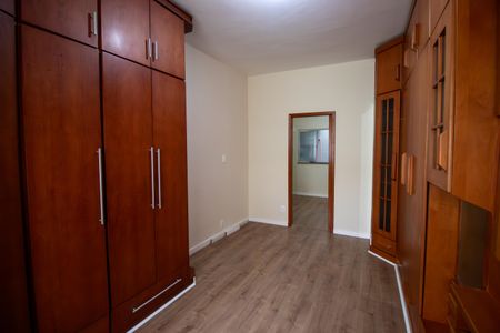 Casa de condomínio à venda com 113m², 2 quartos e 1 vagaCloset da suíte