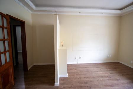 Sala de casa de condomínio à venda com 2 quartos, 113m² em Vista Alegre, Rio de Janeiro