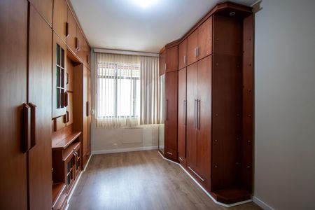 Casa de condomínio à venda com 113m², 2 quartos e 1 vagaCloset da suíte