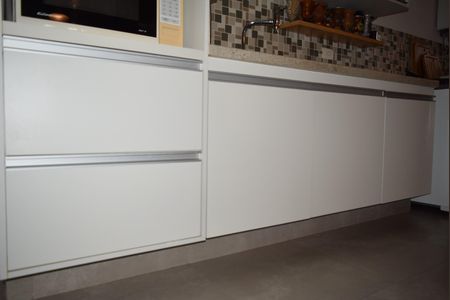 Apartamento à venda com 93m², 3 quartos e 2 vagasCozinha