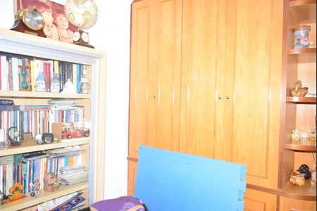 Apartamento à venda com 93m², 3 quartos e 2 vagasQuarto 2