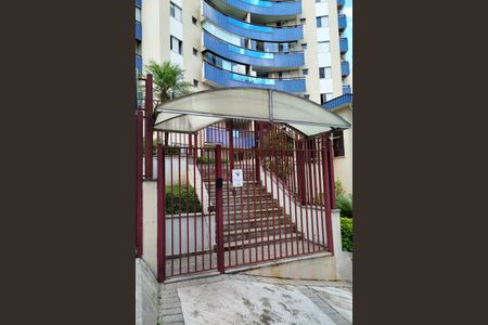 Apartamento à venda com 93m², 3 quartos e 2 vagasEntrada condomínio