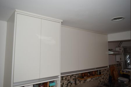 Apartamento à venda com 93m², 3 quartos e 2 vagasCozinha