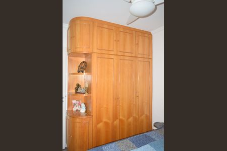 Apartamento à venda com 93m², 3 quartos e 2 vagasQuarto 1