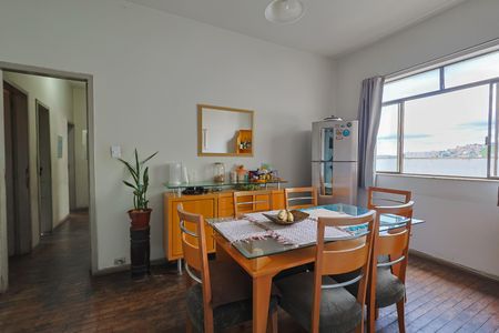 Apartamento à venda com 4 quartos, 120m² em Santa Efigênia, Belo Horizonte