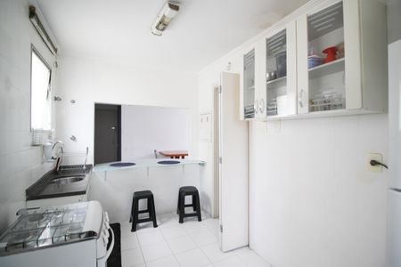 Apartamento à venda com 50m², 1 quarto e 1 vagaCozinha