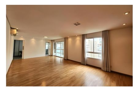 Apartamento para alugar com 4 quartos, 210m² em Vila Olímpia, São Paulo