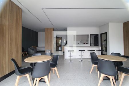 Apartamento para alugar com 35m², 1 quarto e 1 vaga Apartamento para alugar com 35m², 1 quarto e 1 vagaÁrea comum - Salão de festas