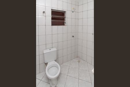 Banheiro de casa para alugar com 1 quarto, 55m² em Vila Sabrina, São Paulo