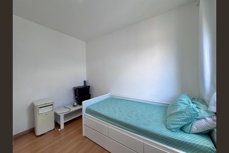 Quarto 2 de apartamento para alugar com 2 quartos, 50m² em Vargem Grande, Rio de Janeiro