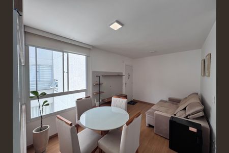 Sala de apartamento para alugar com 2 quartos, 50m² em Vargem Grande, Rio de Janeiro