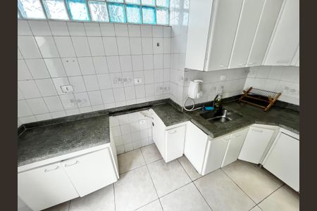 Casa para alugar com 200m², 3 quartos e 1 vaga Casa para alugar com 200m², 3 quartos e 1 vagaCozinha