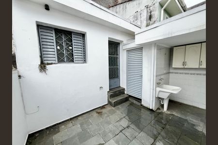 Casa para alugar com 200m², 3 quartos e 1 vaga Casa para alugar com 200m², 3 quartos e 1 vagaÁrea de Serviço