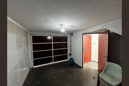 Casa para alugar com 200m², 3 quartos e 1 vaga Casa para alugar com 200m², 3 quartos e 1 vagaGaragem