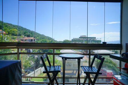 Apartamento para alugar com 65m², 1 quarto e 1 vaga Apartamento para alugar com 65m², 1 quarto e 1 vagaVaranda da Sala