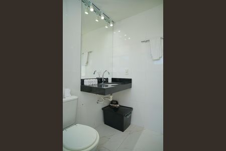 Apartamento para alugar com 65m², 1 quarto e 1 vaga Apartamento para alugar com 65m², 1 quarto e 1 vagaBanheiro do Quarto