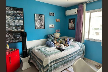 Apartamento à venda com 150m², 4 quartos e 2 vagas Apartamento à venda com 150m², 4 quartos e 2 vagasQuarto