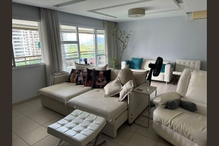 Apartamento à venda com 150m², 4 quartos e 2 vagas Apartamento à venda com 150m², 4 quartos e 2 vagasSala
