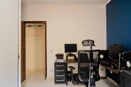 Casa à venda com 202m², 3 quartos e 4 vagasQuarto 2