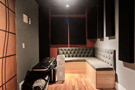 Casa à venda com 202m², 3 quartos e 4 vagasEdícula