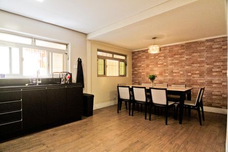 Casa à venda com 202m², 3 quartos e 4 vagasCozinha