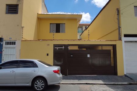 Casa à venda com 202m², 3 quartos e 4 vagasFachada