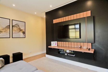 Sala de casa à venda com 3 quartos, 202m² em Vila Pereira Cerca, São Paulo