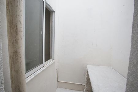 Apartamento para alugar com 64m², 2 quartos e 1 vagaÁrea de Serviço