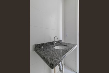 Apartamento para alugar com 37m², 2 quartos e sem vagaBanheiro