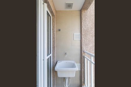 Apartamento para alugar com 37m², 2 quartos e sem vagaÁrea de Serviço e Varanda