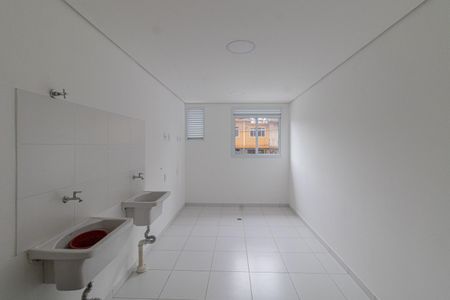 Apartamento para alugar com 37m², 2 quartos e sem vagaÁrea Comum - Lavanderia  