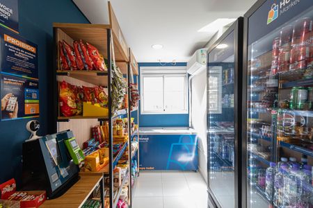 Apartamento para alugar com 37m², 2 quartos e sem vaga Apartamento para alugar com 37m², 2 quartos e sem vagaÁrea Comum - Mini Mercado