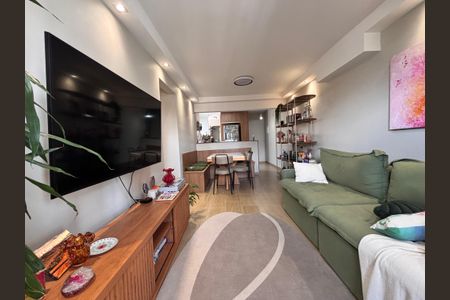 Sala de apartamento para alugar com 2 quartos, 70m² em Vila Olímpia, São Paulo