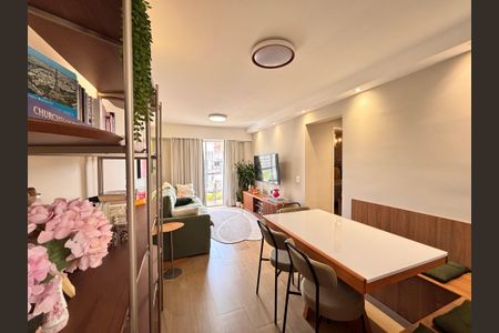 Sala de apartamento para alugar com 2 quartos, 70m² em Vila Olímpia, São Paulo