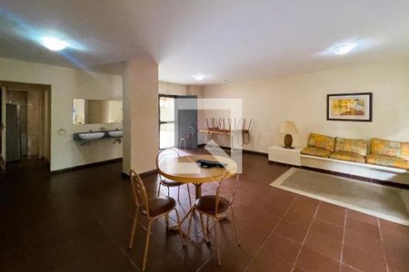 Apartamento para alugar com 70m², 2 quartos e 1 vagaÁrea comum - Salão de festas