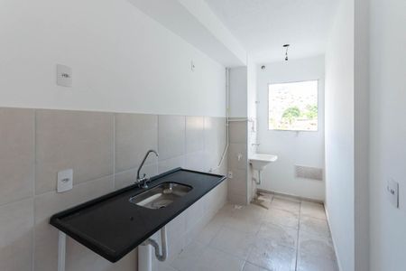 Apartamento à venda com 44m², 2 quartos e 1 vagaCozinha e Área de Serviço