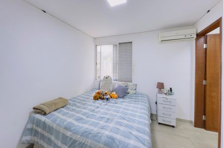 Casa para alugar com 4 quartos, 140m² em Jardim Satélite, São José dos Campos