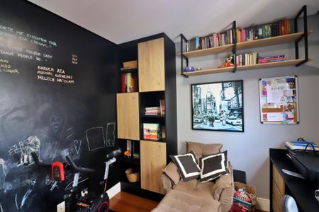 Apartamento à venda com 106m², 3 quartos e 2 vagasQuarto 3