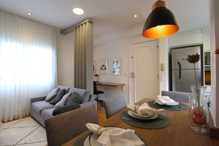 Sala de apartamento para alugar com 2 quartos, 70m² em Itaim Bibi, São Paulo