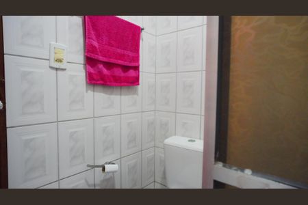 Casa à venda com 102m², 4 quartos e sem vagaBanheiro 2