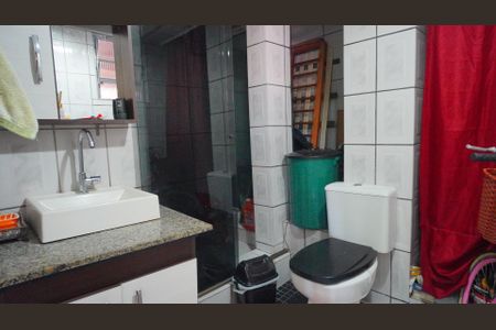 Casa à venda com 102m², 4 quartos e sem vagaBanheiro 1 piso inferior 