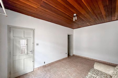 Casa à venda com 320m², 4 quartos e 4 vagasSala