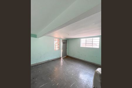 Casa à venda com 320m², 4 quartos e 4 vagasQuarto de Serviço