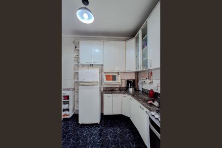 Apartamento à venda com 65m², 2 quartos e sem vagaCozinha